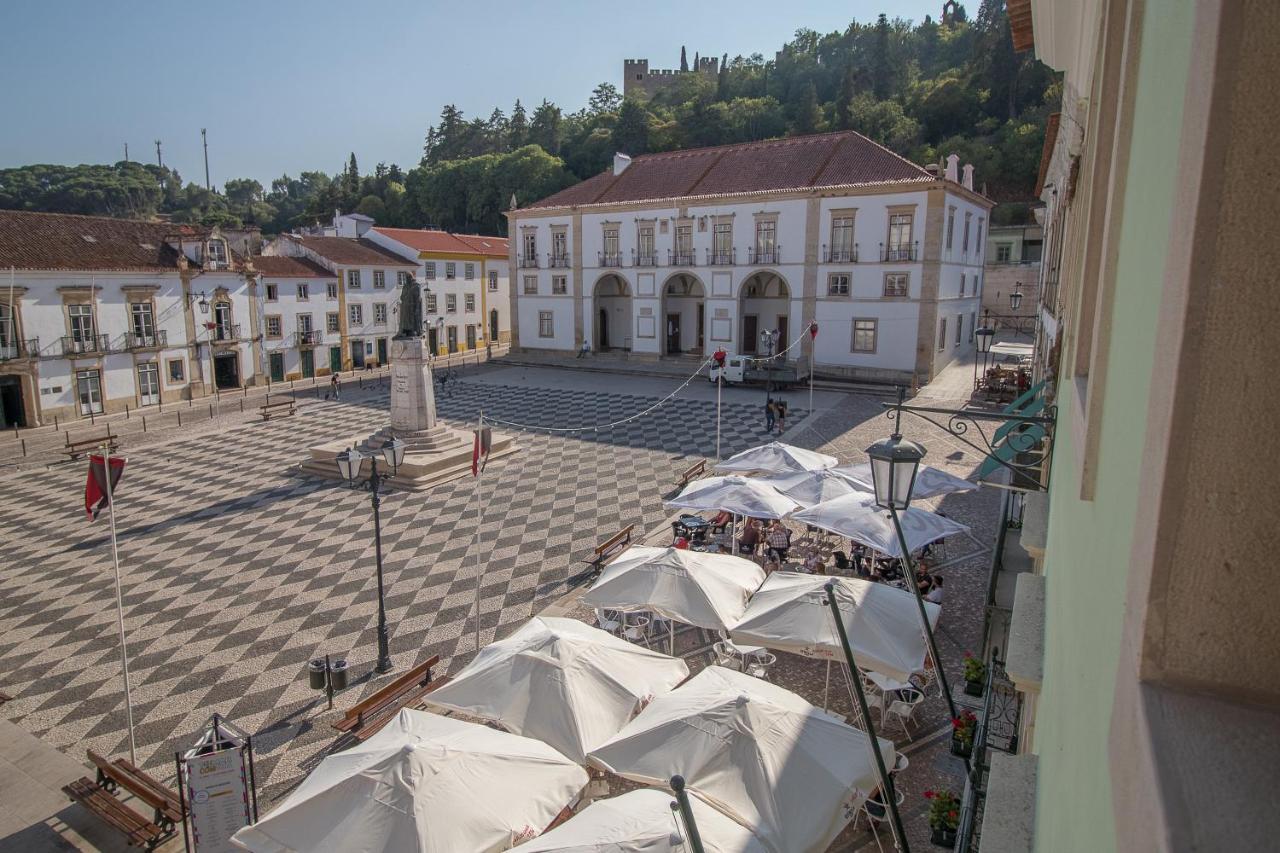 Hotel Republica Boutique Hotel Tomar Extérieur photo The main square of Alcobaça