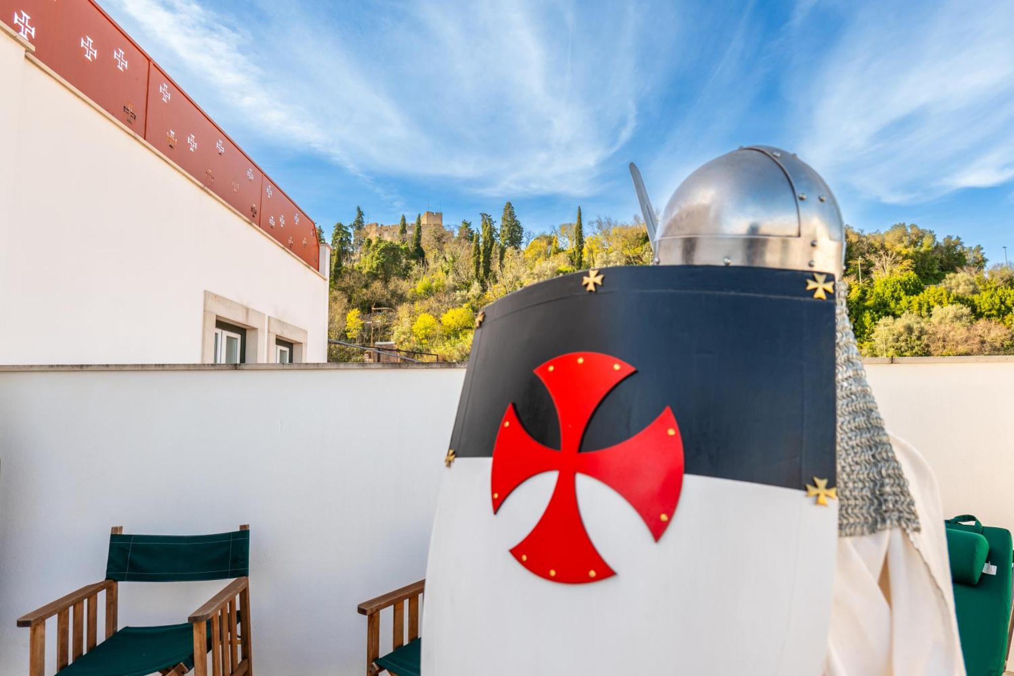 Hotel Republica Boutique Hotel Tomar Extérieur photo The Order of Malta's coat of arms